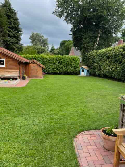 Gartenansicht des Zwergenhauses